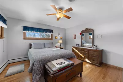 7128 W Kinnickinnic River Park, West Allis, WI 53219 - Photo 17