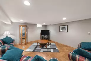 7128 W Kinnickinnic River Pkwy, West Allis, WI 53219 - Photo 33