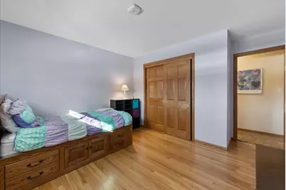 7128 W Kinnickinnic River Park, West Allis, WI 53219 - Photo 15