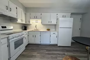 309 Cheviot Chase, Waukesha, WI 53186 - Photo 5