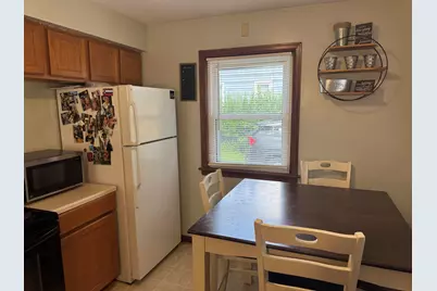 113  Coolidge Ave, Waukesha, WI 53186 - Photo 9