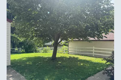 113  Coolidge Ave, Waukesha, WI 53186 - Photo 3