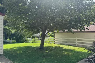 113 Coolidge Ave, Waukesha, WI 53186 - Photo 3