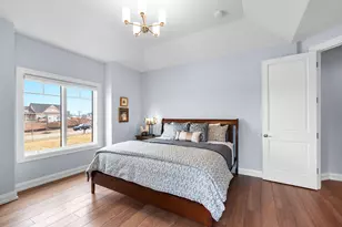 3750 W Pine View Ct, Mequon, WI 53097 - Photo 39