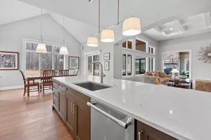 3750 W Pine View Ct, Mequon, WI 53097 - Photo 11