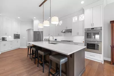 3750 W Pine View Ct, Mequon, WI 53097 - Photo 13