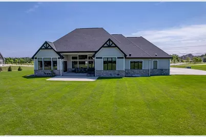 3750 W Pine View Ct, Mequon, WI 53097 - Photo 3