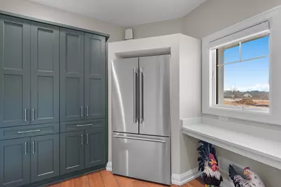 3750 W Pine View Ct, Mequon, WI 53097 - Photo 19