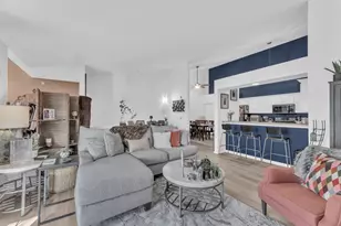 9342 W Loomis Rd, Franklin, WI 53132 - Photo 13