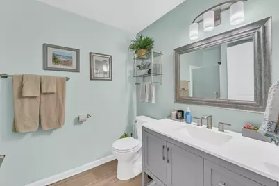 9342 W Loomis Rd #3, Franklin, WI 53132 - Photo 15