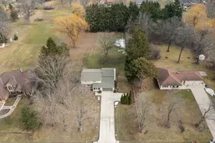 2324 S Brookland Rd, New Berlin, WI 53151 - Photo 47