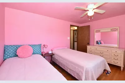 2324 S Brookland Rd, New Berlin, WI 53151 - Photo 29