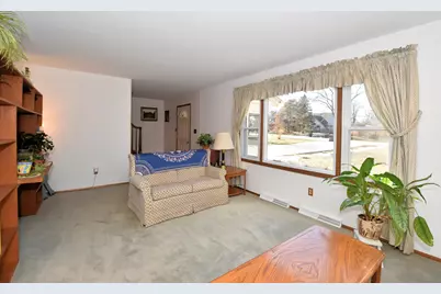 2324 S Brookland Rd, New Berlin, WI 53151 - Photo 5