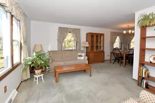 2324 S Brookland Rd, New Berlin, WI 53151 - Photo 7