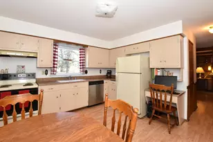 2324 S Brookland Rd, New Berlin, WI 53151 - Photo 15