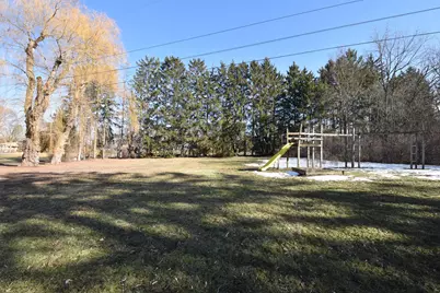 2324 S Brookland Rd, New Berlin, WI 53151 - Photo 35