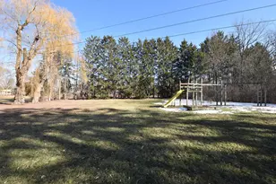 2324 S Brookland Rd, New Berlin, WI 53151 - Photo 35