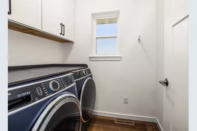 N58W17929  Timms Prairie Walk, Menomonee Falls, WI 53051 - Photo 15