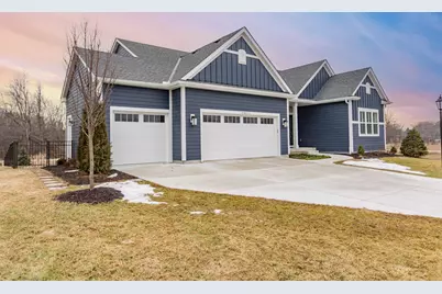 N58W17929  Timms Prairie Walk, Menomonee Falls, WI 53051 - Photo 21