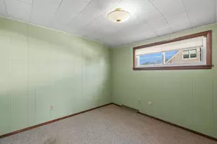 1617 S 95th St, West Allis, WI 53214 - Photo 23