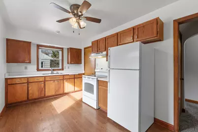 1617 S 95th St, West Allis, WI 53214 - Photo 5