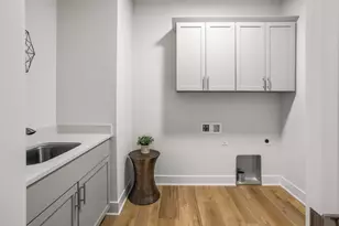 N28W25285 Parkway Ridge Circle, Pewaukee, WI 53072 - Photo 21