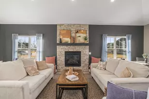 N28W25285 Parkway Ridge Circle, Pewaukee, WI 53072 - Photo 39