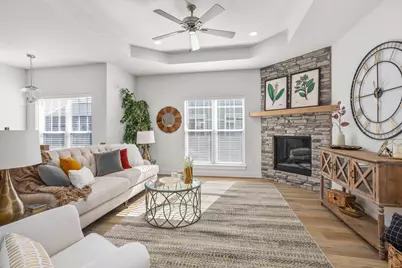 N28W25285  Parkway Ridge Cir #C, Pewaukee, WI 53072 - Photo 9