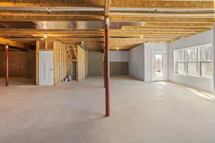 N28W25285 Parkway Ridge Circle, Pewaukee, WI 53072 - Photo 23