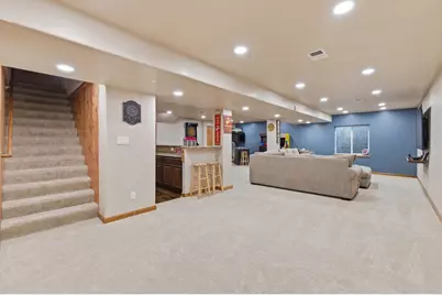 114  Rushmore Ln, Hartford, WI 53027 - Photo 17