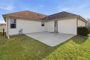 114 Rushmore Ln, Hartford, WI 53027 - Photo 27