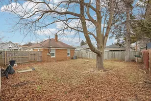 245 Island Ave, Racine, WI 53405 - Photo 39