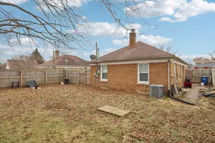 245 Island Ave, Racine, WI 53405 - Photo 35