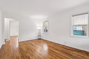 245 Island Ave, Racine, WI 53405 - Photo 7