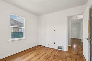 245 Island Ave, Racine, WI 53405 - Photo 21