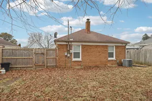 245 Island Ave, Racine, WI 53405 - Photo 37