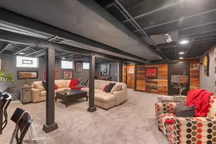 3202 S Pine Ave, Milwaukee, WI 53207 - Photo 21