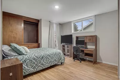 708  Ferry St #710, La Crosse, WI 54601 - Photo 9