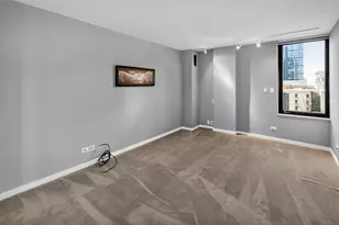 929 N Astor St, Milwaukee, WI 53202 - Photo 23