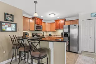 2600 Hidden Dr, Saint Francis, WI 53235 - Photo 11