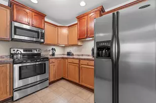 2600 Hidden Dr, Saint Francis, WI 53235 - Photo 9