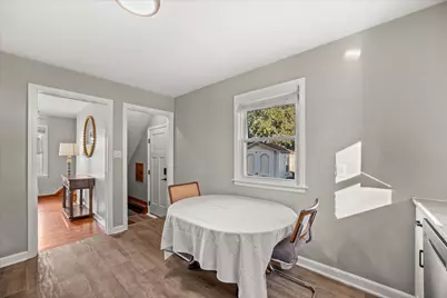 2046 S 94th St, West Allis, WI 53227 - Photo 9