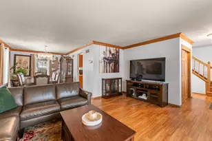 7101 S Countryside Dr, Franklin, WI 53132 - Photo 15