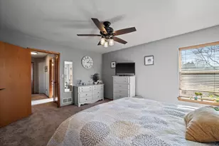 7277 S Dover Hill Ct, Franklin, WI 53132 - Photo 27