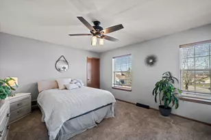 7277 S Dover Hill Ct, Franklin, WI 53132 - Photo 23