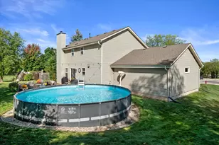 7277 S Dover Hill Ct, Franklin, WI 53132 - Photo 49