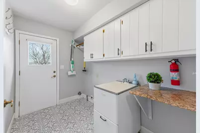 12272 W Morgan Oak Dr, Greenfield, WI 53228 - Photo 21