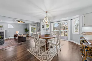 12272 W Morgan Oak Dr, Greenfield, WI 53228 - Photo 9