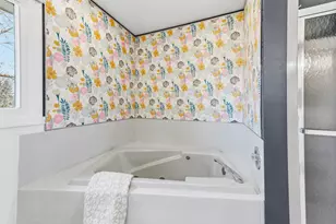 12272 W Morgan Oak Dr, Greenfield, WI 53228 - Photo 41