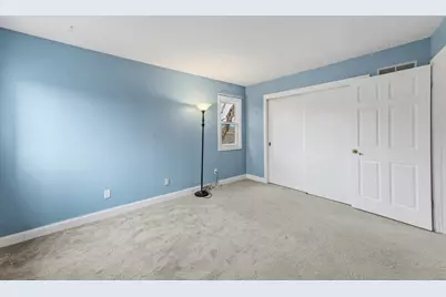 12272 W Morgan Oak Dr, Greenfield, WI 53228 - Photo 45